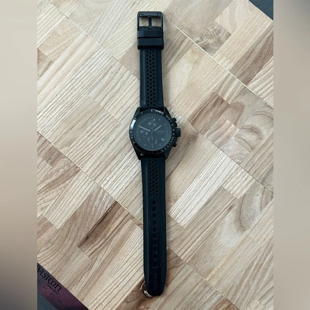 Fossil brand model